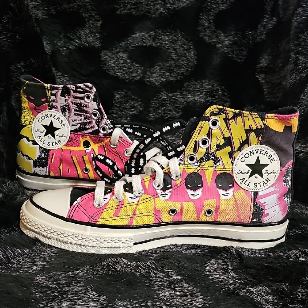 Converse- Batman 80th Anniversary